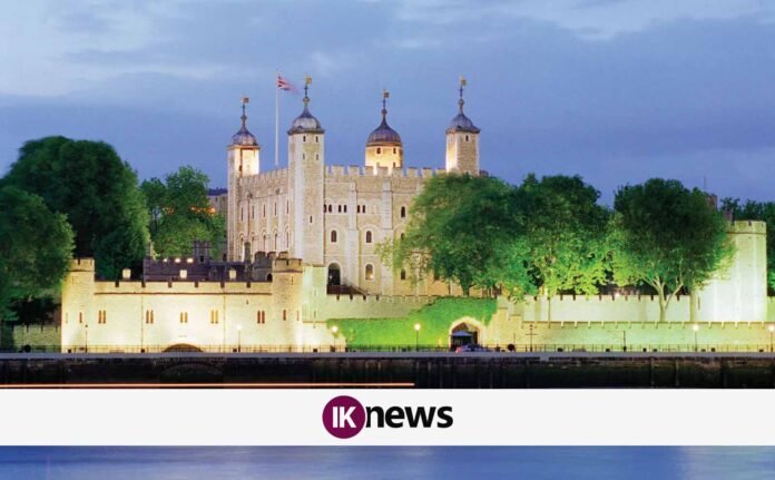 Tower-of-London-Hamlets-England-UNESCO-World-1988 copy